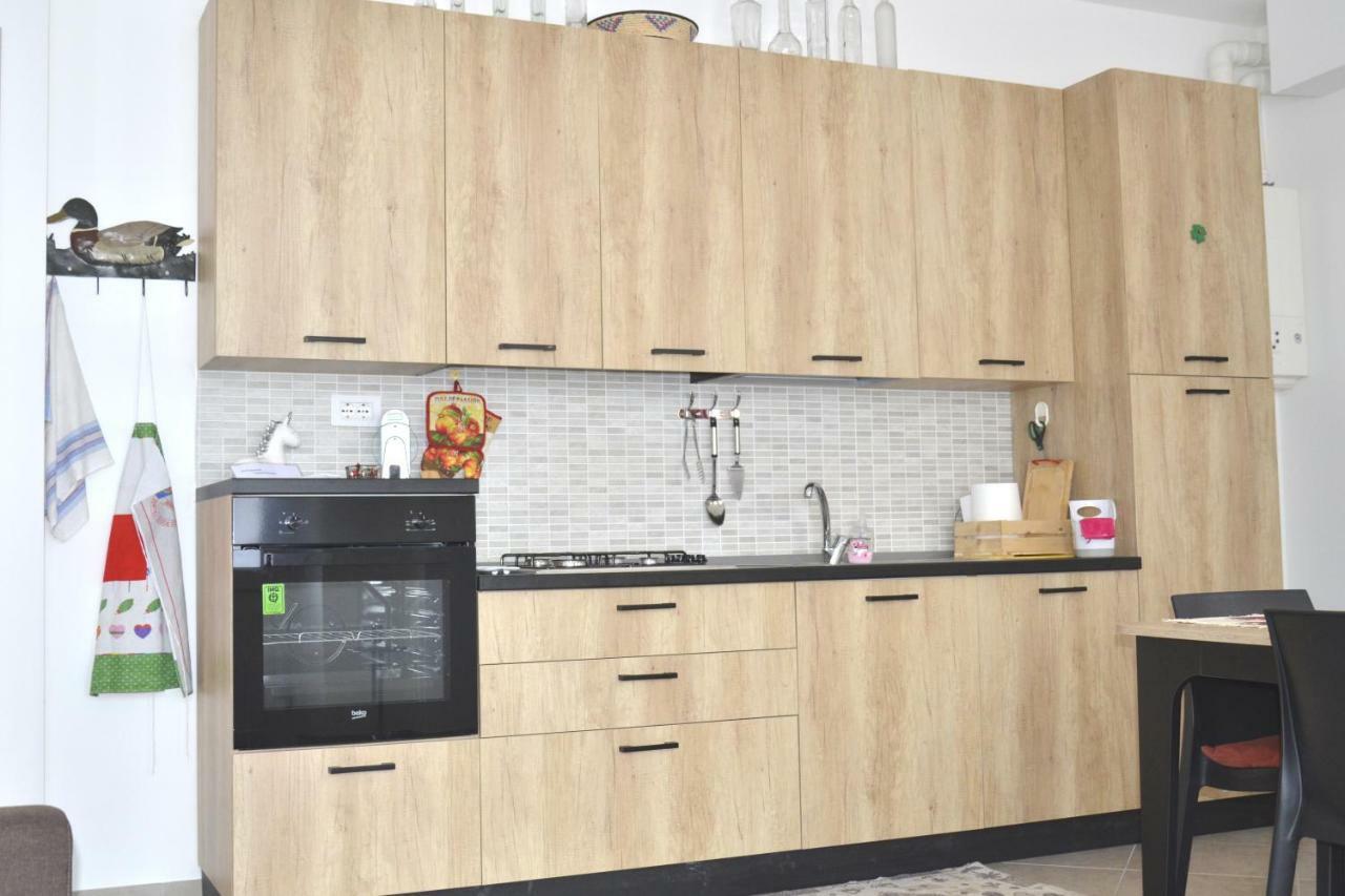 Lagoon Apartments 라찌제 외부 사진